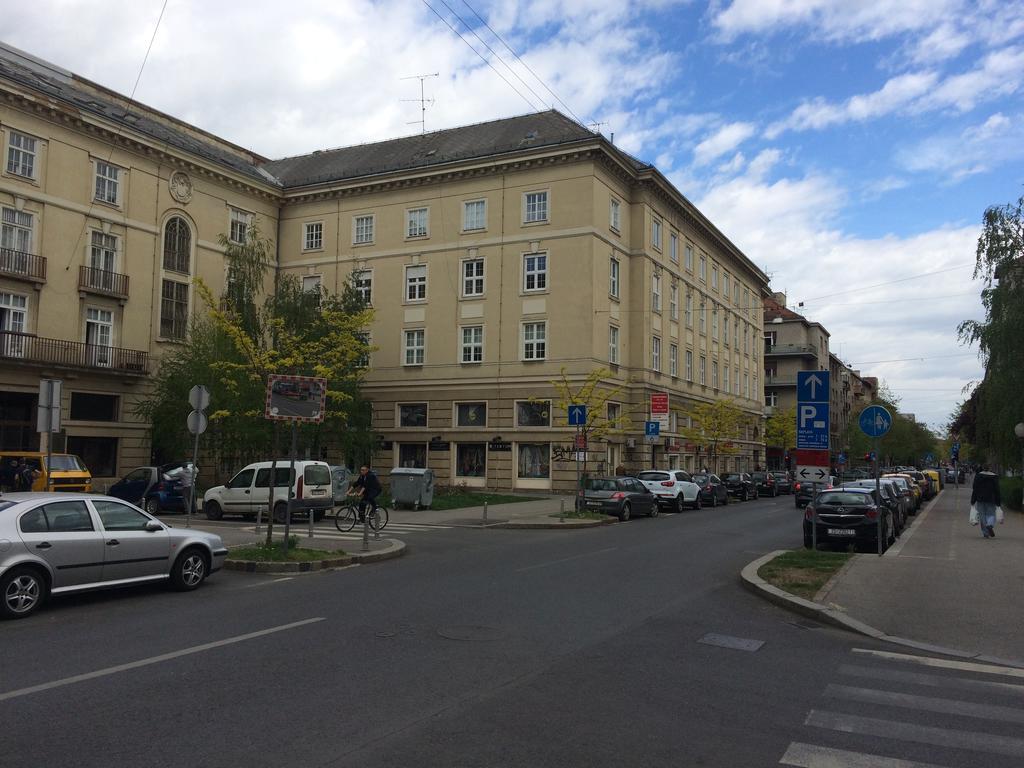 Zagreb Apartments Marticeva Luaran gambar